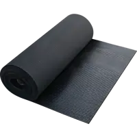 Противоскользящее напольное резиновое покрытие (рулон) - Продольное среднее рифление 1000 мм Черное